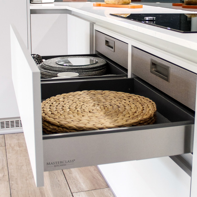 Modern drawers with stainless steel drawer boxes