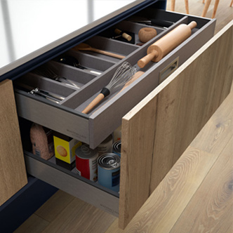 Modern internal drawers