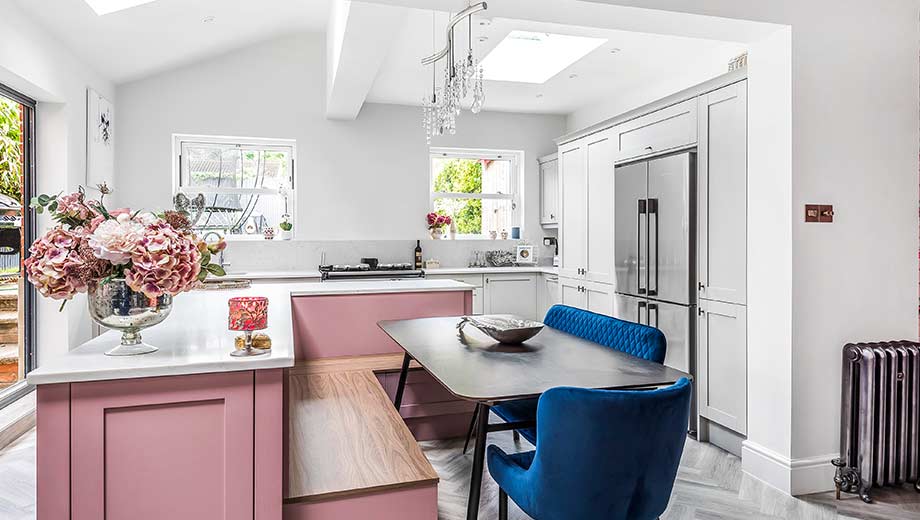 Grey kitchen with pink accents