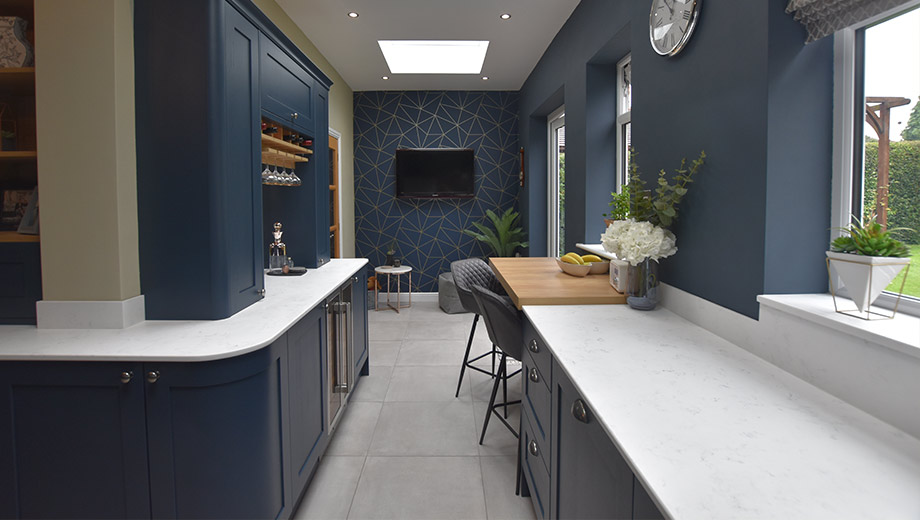 Blue kitchen colour scheme