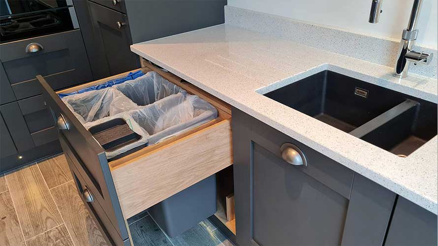 Internal bin in a shaker kitchen