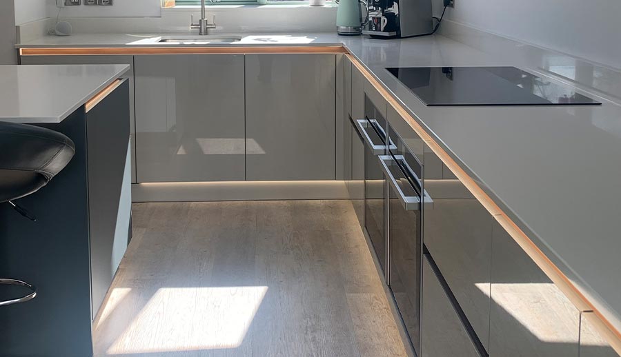 Modern kitchen featuring gloss finish