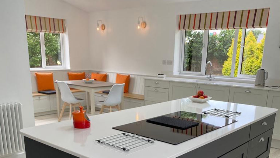 Accent colours for grey kitchen orange example