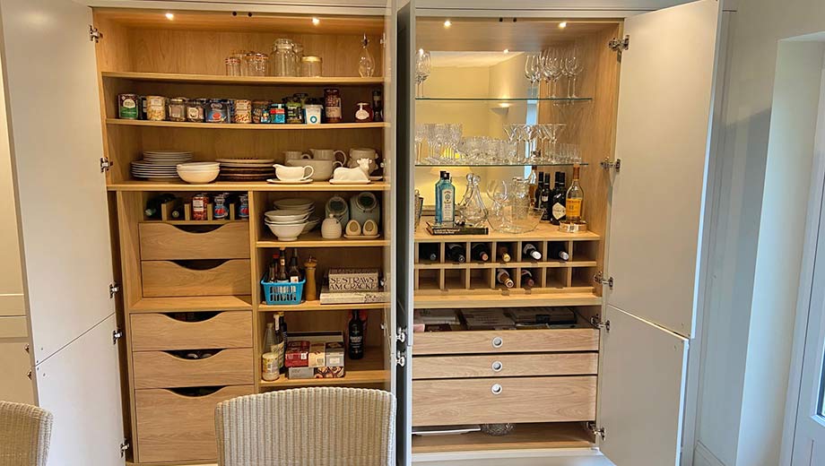 Pantry storage feature and drinks cabinet storage in a classic shaker kitchen