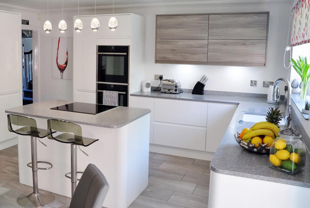 Kitchen Island With Hob And Seating