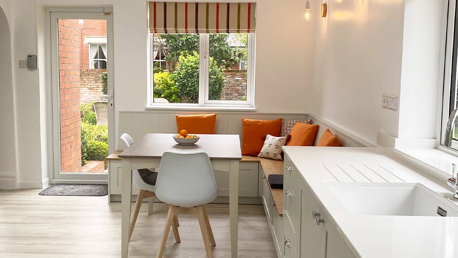 Space-saving kitchen seating nook